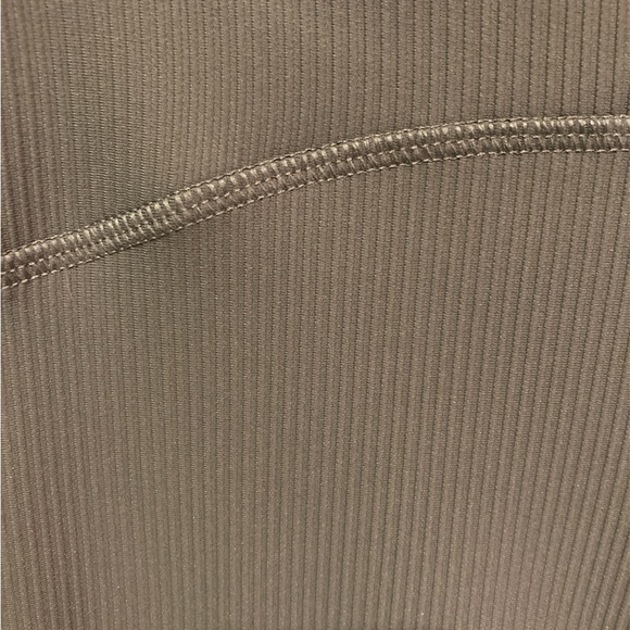 NWOT Old Navy EXTRA high waist ribbed super flare leggings size XS - Picture 4 of 10